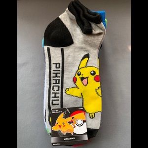 Pikachu Boys M\L Ankle Socks Size 3-10 (6 Pairs)